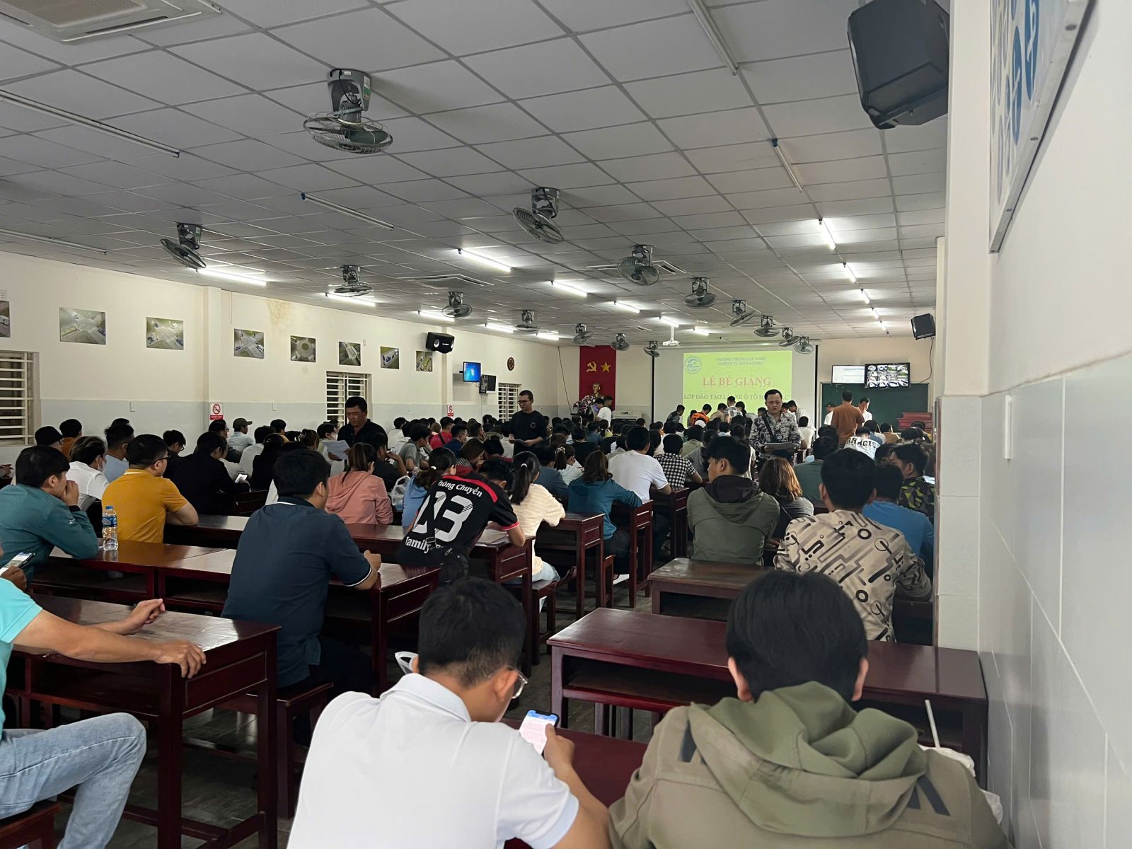đào tạo lái xe tại dĩ an