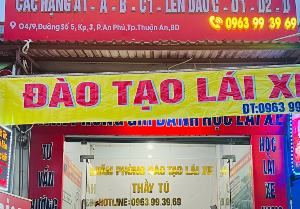 Văn Phòng Đào Tạo Lái Xe Thầy Tú